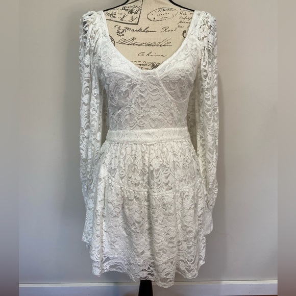 LoveShackFancy Alela White Lace Eyelet Bustier Long Sleeve Mini Dress Sz Small - Picture 1 of 15